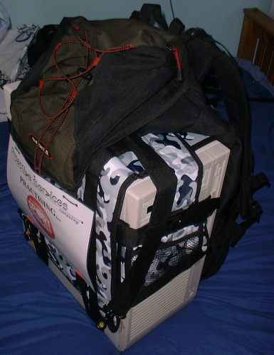 Side and front view of the pack with the front of the computer showing